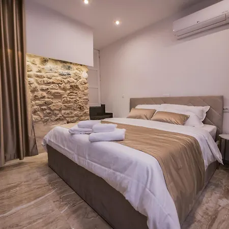 Emperor's Luxury - Unique Unesco Site