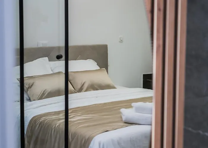 Emperor's Luxury - Unique Unesco Site