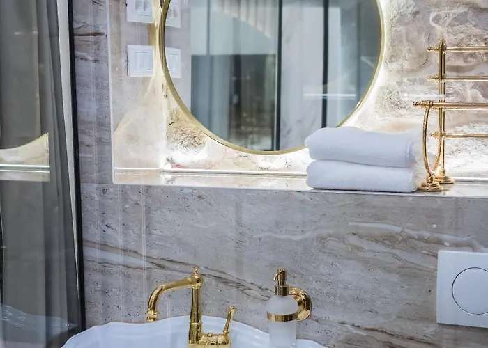 Emperor's Luxury - Unique Unesco Site Apartamento Split