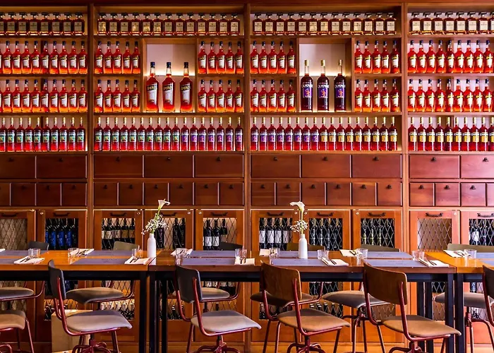 Emperor's Luxury - Unique Unesco Site