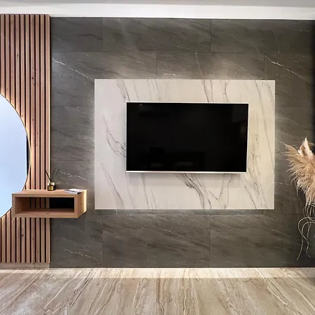 Emperor's Luxury - Unique Unesco Site